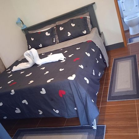 Bed and Breakfast Sarah'S Garden Bnb & Spa Clarin  Екстер'єр фото